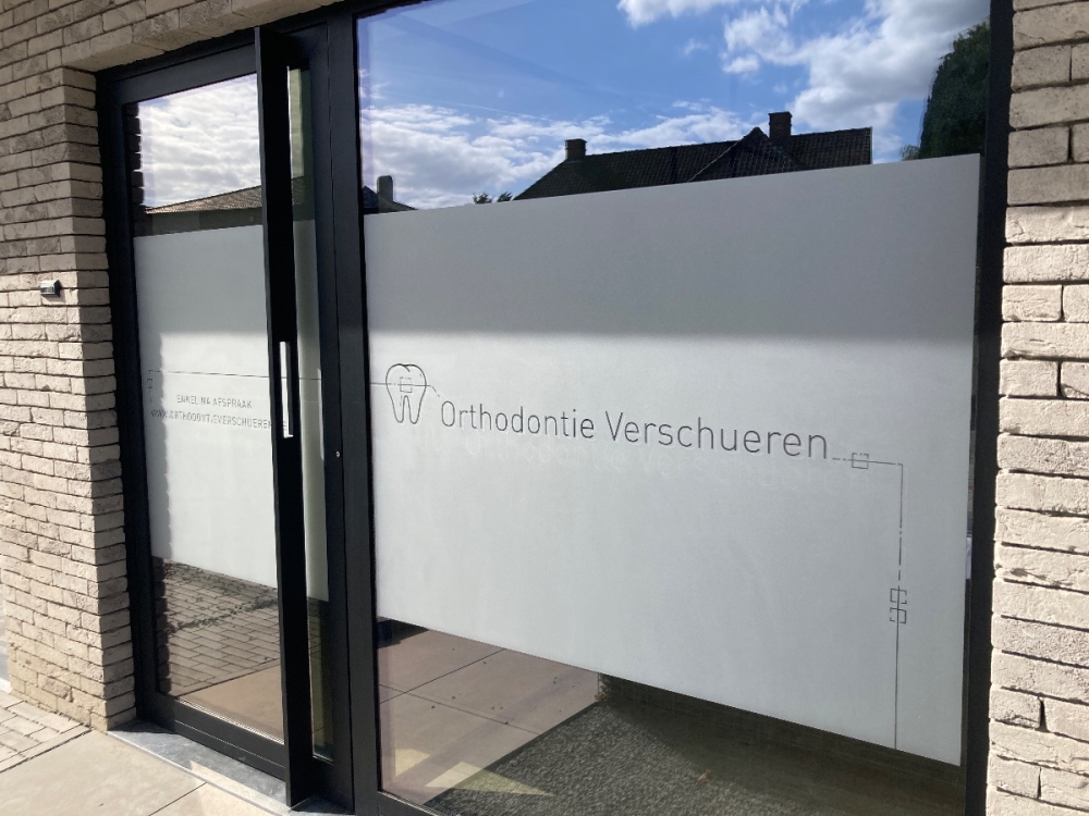 Zandstraalfolie orthodontiepraktijk